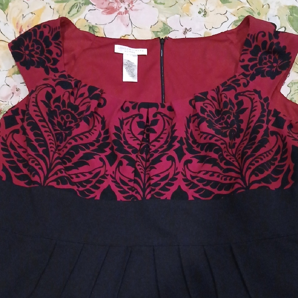 London Times Red Sleeveless Dress with Black Flocked Floral